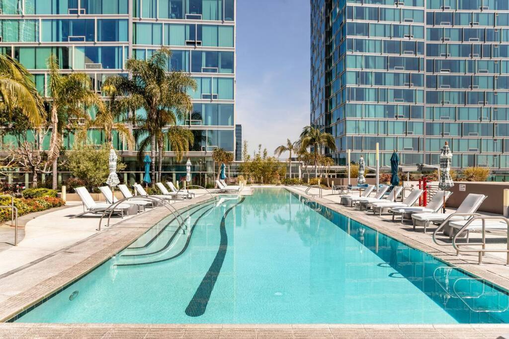 ロサンゼルスLovely Upscale High Rise Private Parking & Poolアパートメント エクステリア 写真