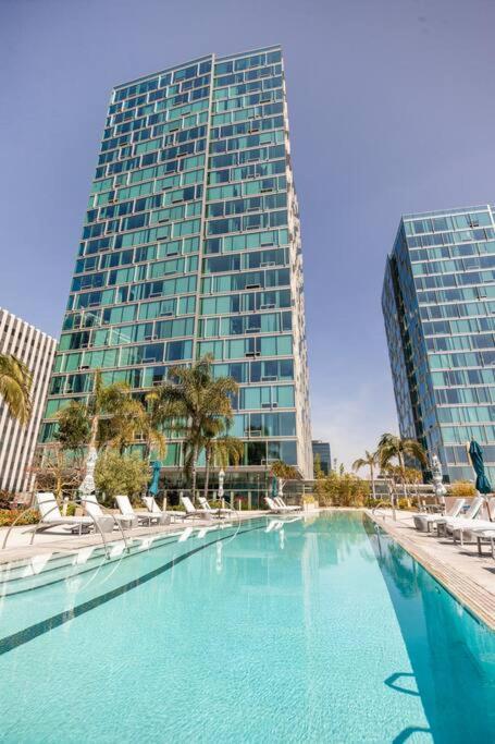 ロサンゼルスLovely Upscale High Rise Private Parking & Poolアパートメント エクステリア 写真