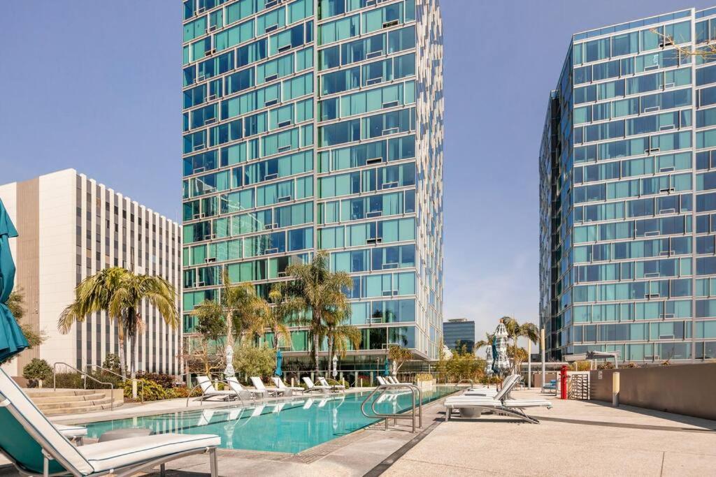 ロサンゼルスLovely Upscale High Rise Private Parking & Poolアパートメント エクステリア 写真